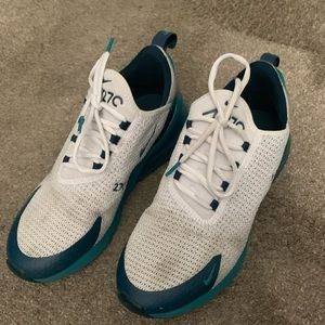 Nike Air Max 270
